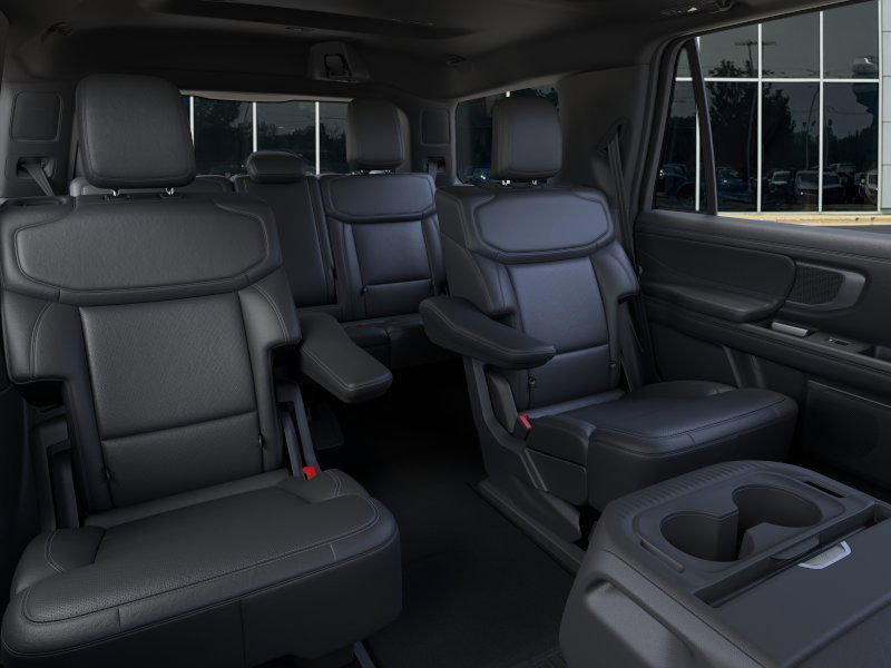 New 2025 Ford Expedition Platinum w/ Stealth Appearance Package image 11