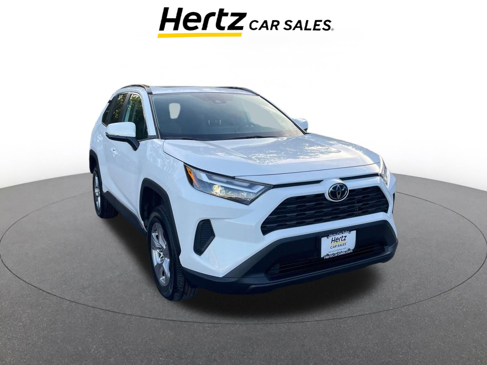 Used 2025 Toyota RAV4 XLE video 1