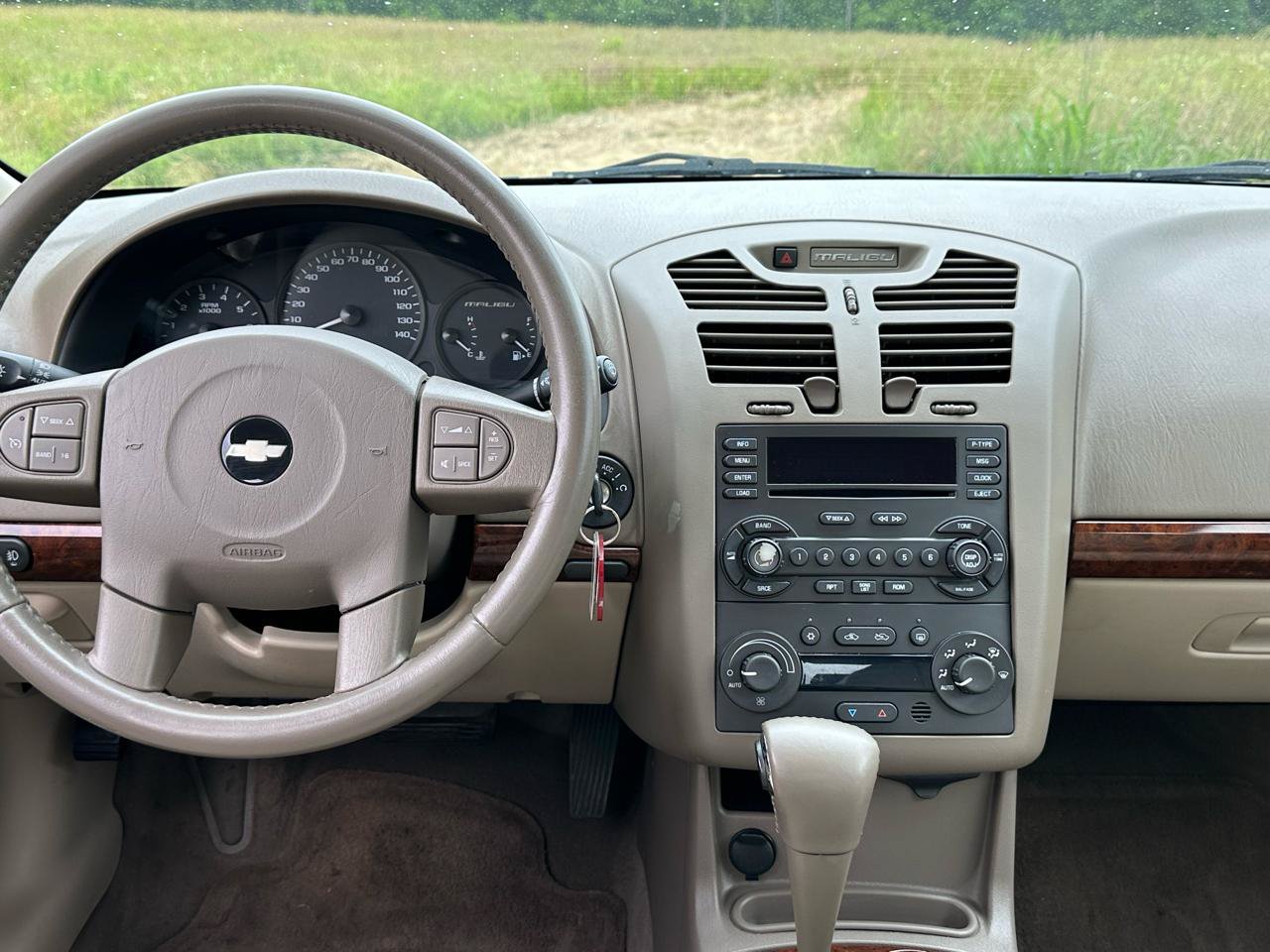 Used 2004 Chevrolet Malibu LT w/ Preferred Equipment Group FWD image 37