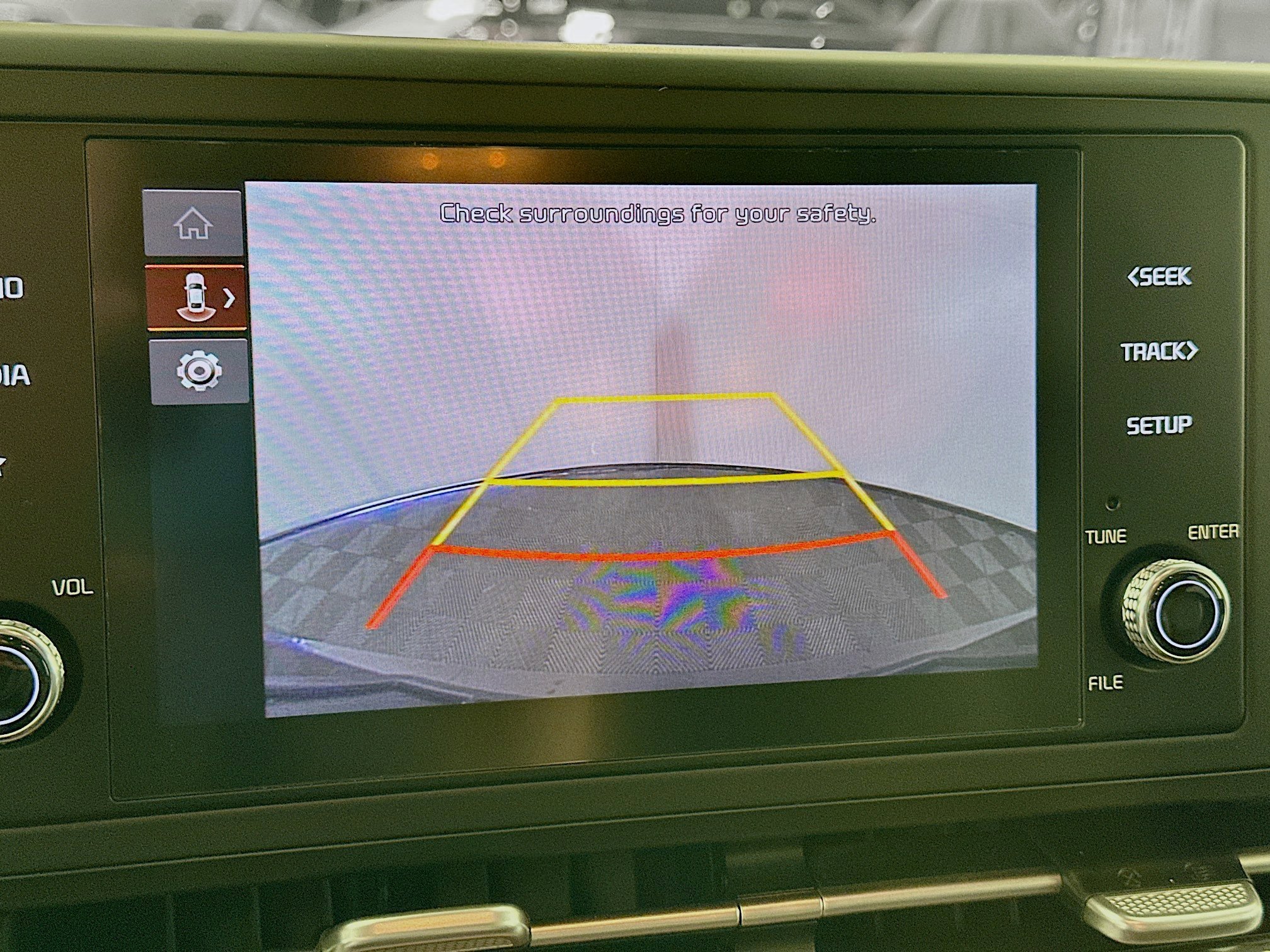 Used 2024 Kia Carnival LX image 21