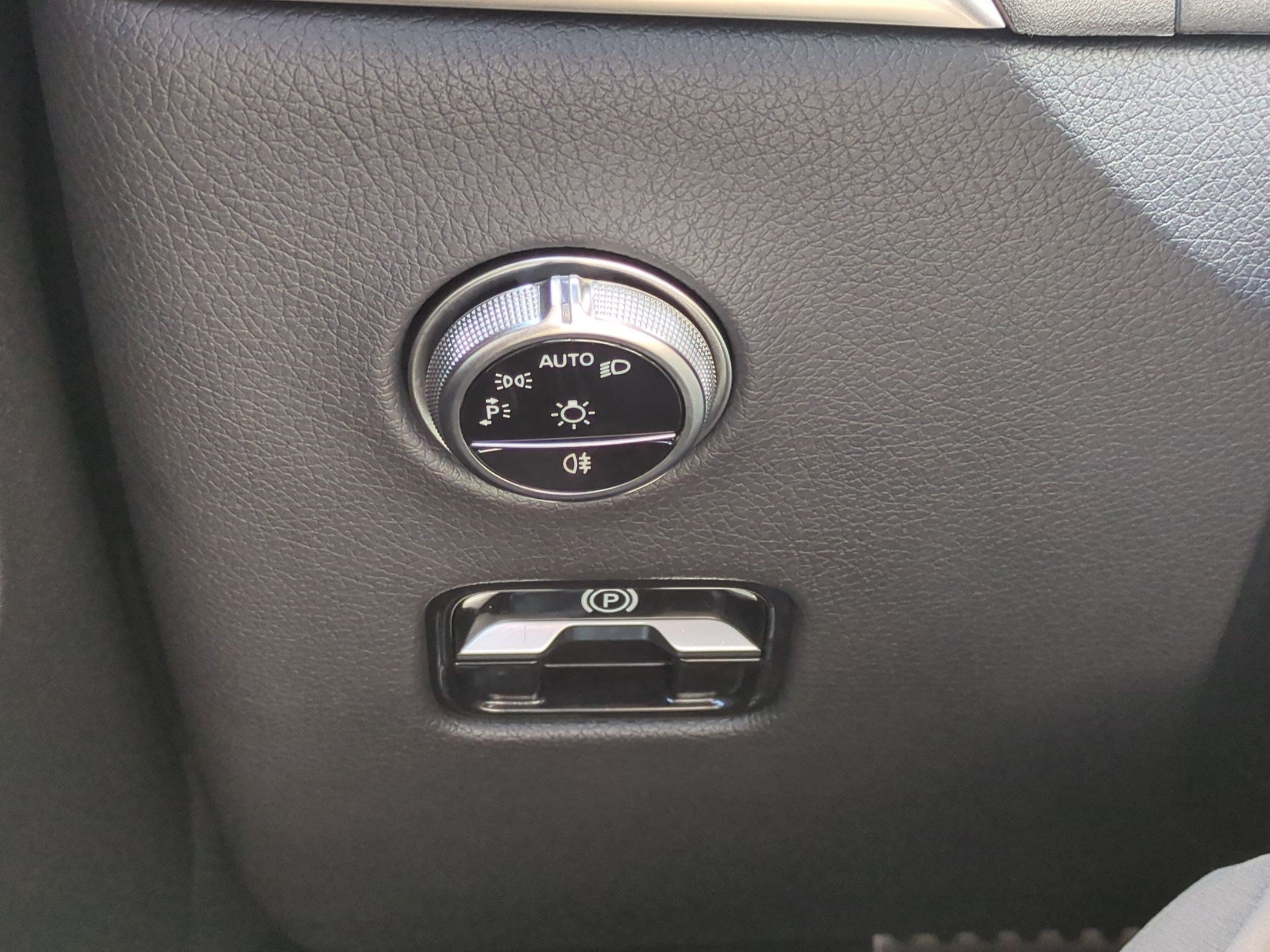 Certified 2026 Mercedes-Benz GLC 43 AMG 4MATIC image 17