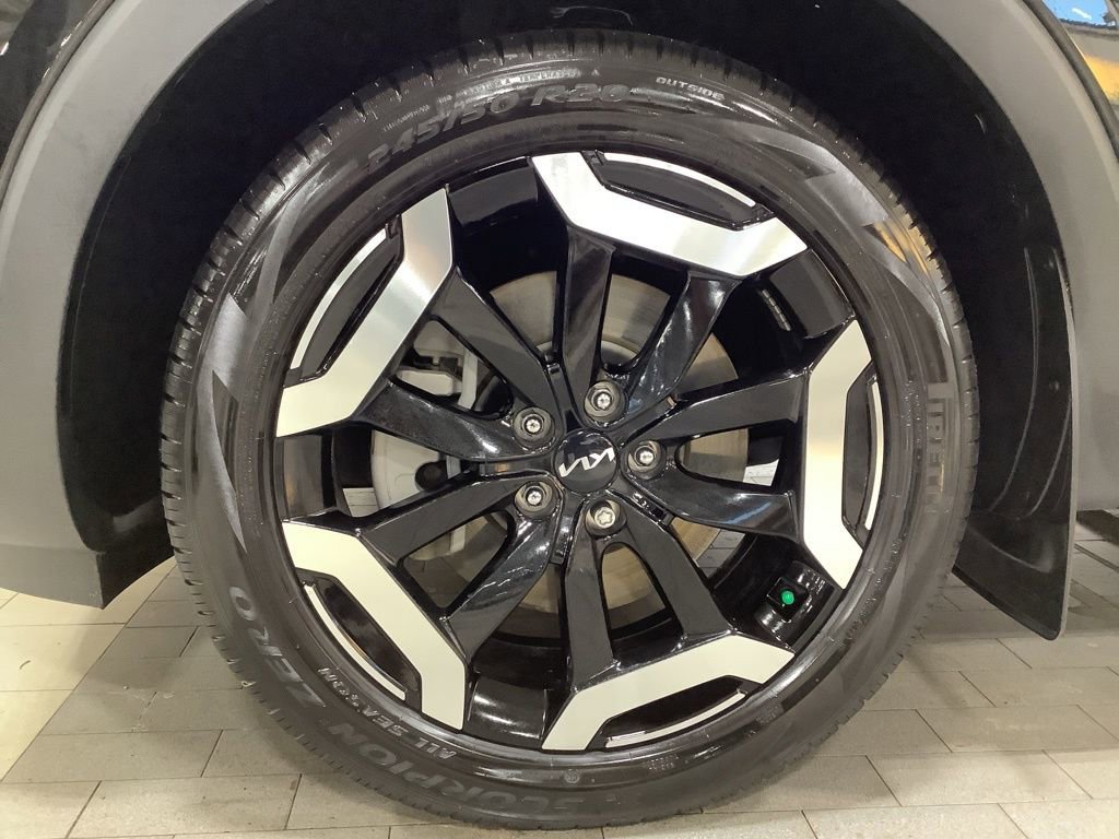 Certified 2023 Kia Telluride S w/ S Sunroof Package image 29