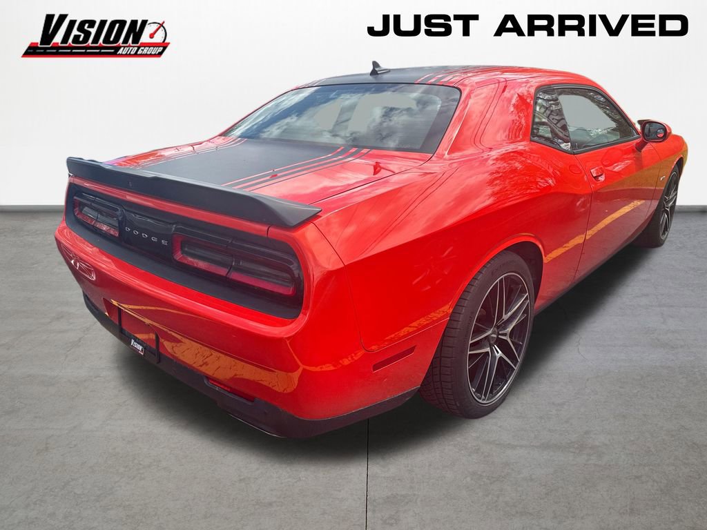 Used 2016 Dodge Challenger R/T Plus RWD image 4