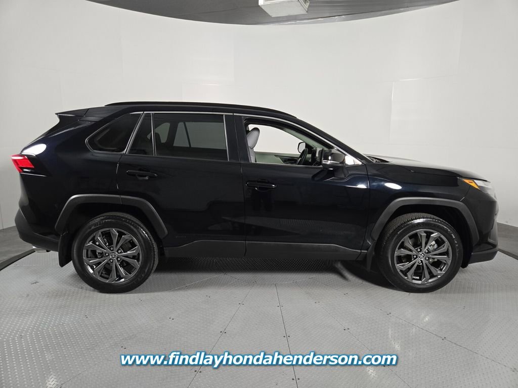 Used 2025 Toyota RAV4 XLE Premium w/ Weather Package AWD/4WD image 7