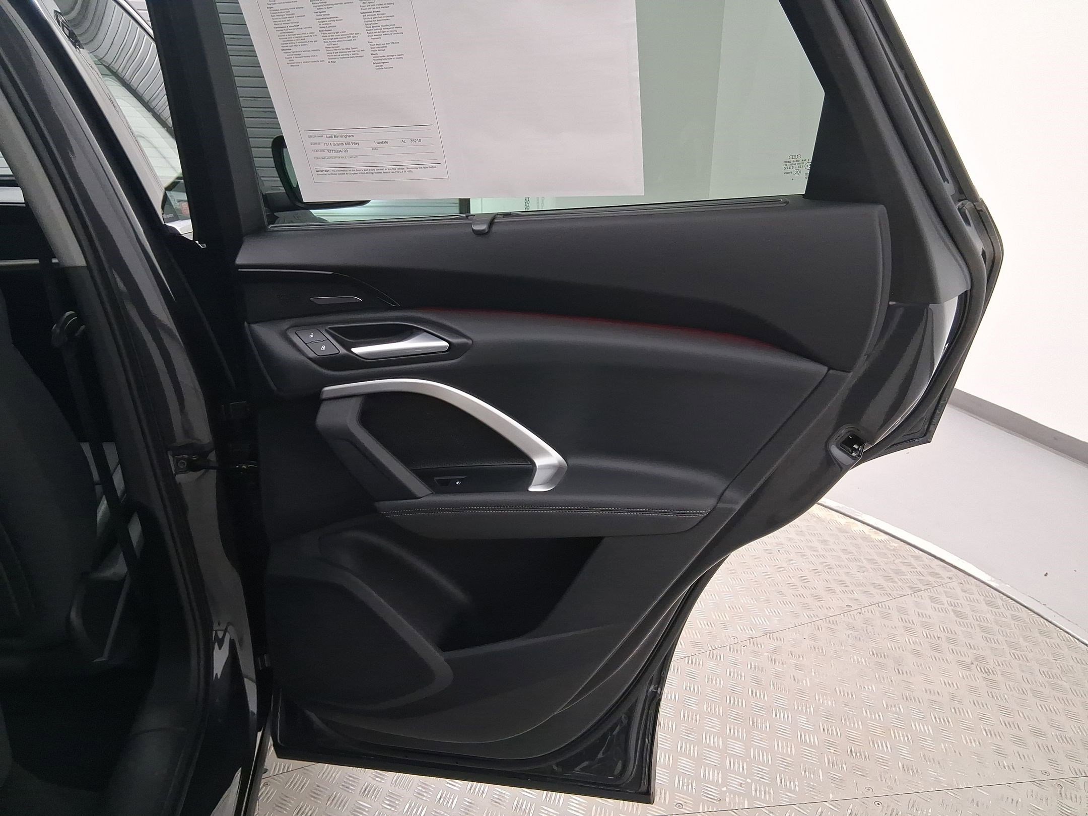 Used 2025 Audi Q5 Premium Plus w/ Premium Plus image 30