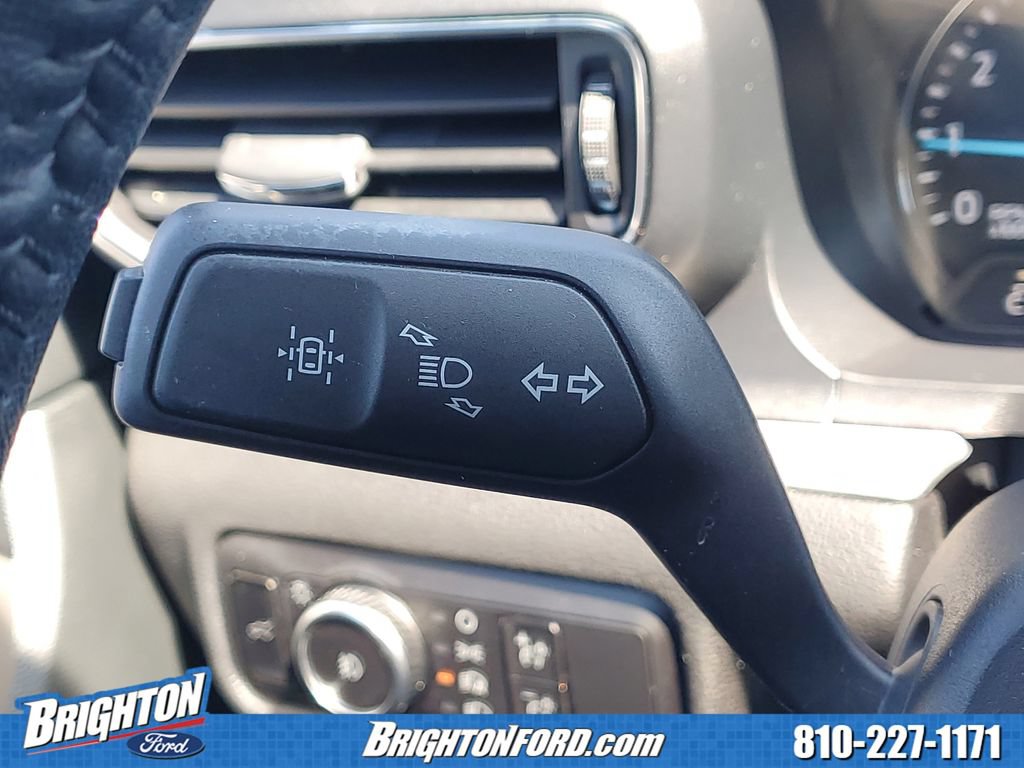 Used 2023 Ford Explorer XLT w/ Equipment Group 202A AWD/4WD image 19