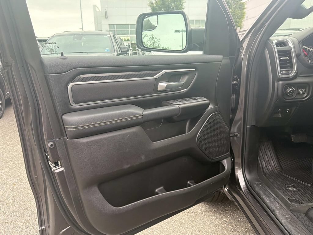 New 2026 RAM 1500 Big Horn AWD/4WD image 13