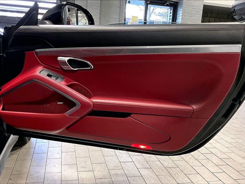 Certified 2017 Porsche 911 Targa 4S image 29