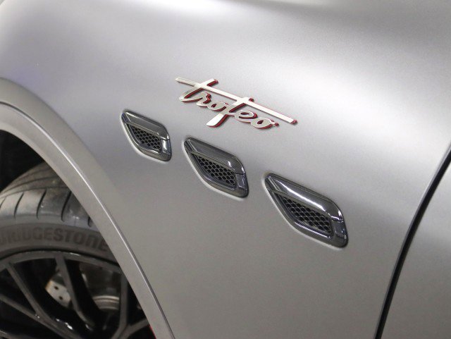 Used 2023 Maserati Grecale Trofeo AWD/4WD image 12