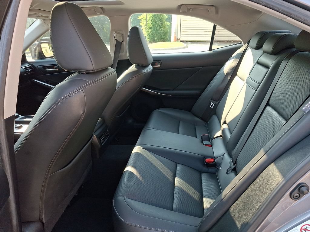 Used 2018 Lexus IS 300 w/ Accessory Package 2 RWD image 10