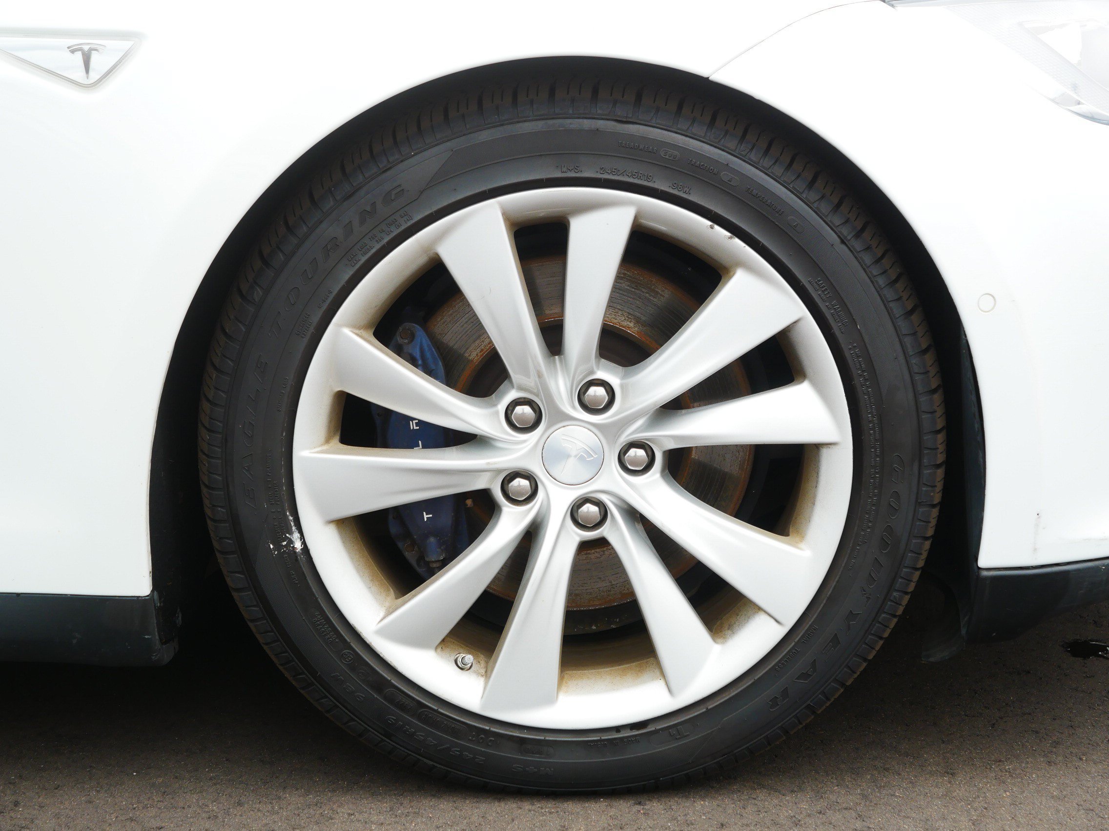 Used 2015 Tesla Model S 90D AWD/4WD image 9