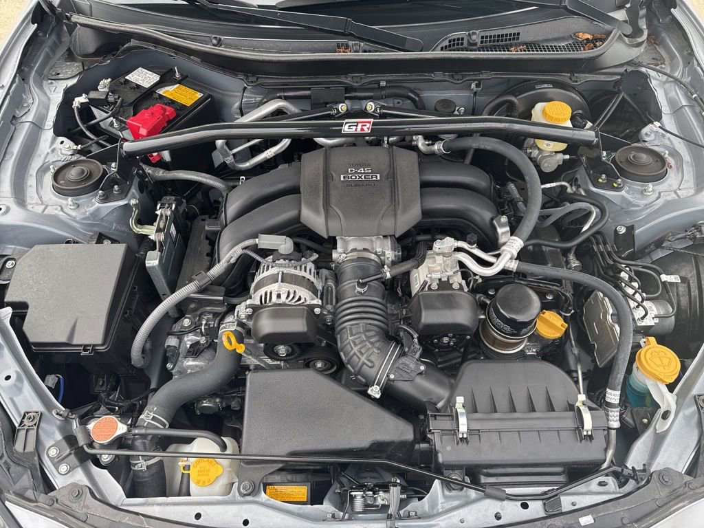 Certified 2025 Toyota GR86 Premium w/ ALL Weather Mat Package (TMS) image 18