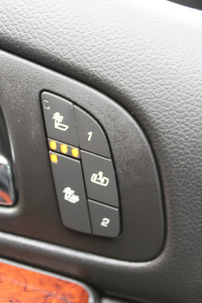 Used 2013 GMC Yukon SLT AWD/4WD image 35