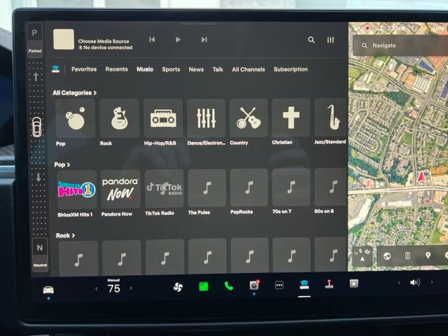 Used 2021 Tesla Model S Plaid image 18
