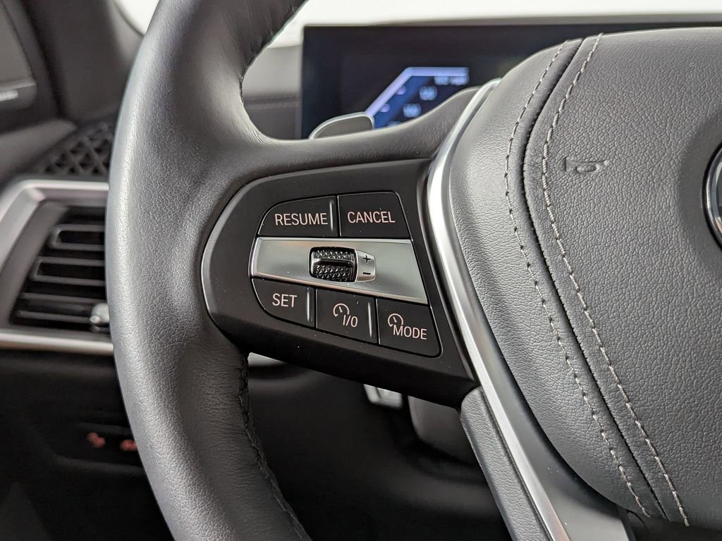 Used 2025 BMW X5 xDrive40i w/ Premium Package image 36