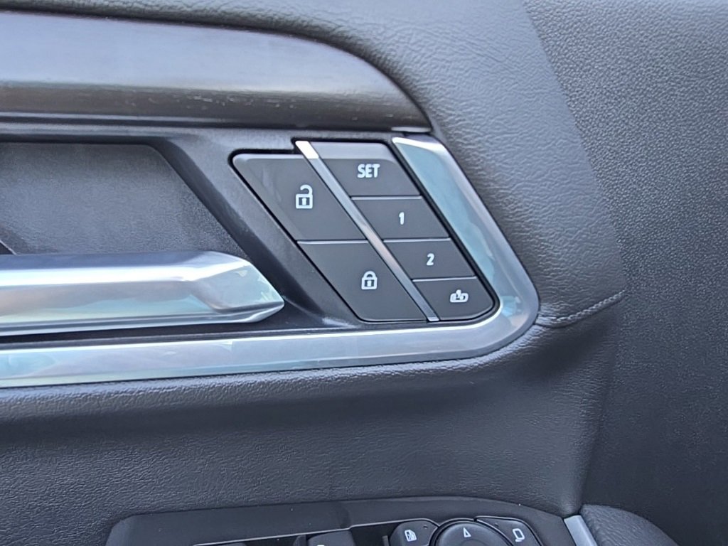 Used 2025 GMC Sierra 3500 Denali image 26