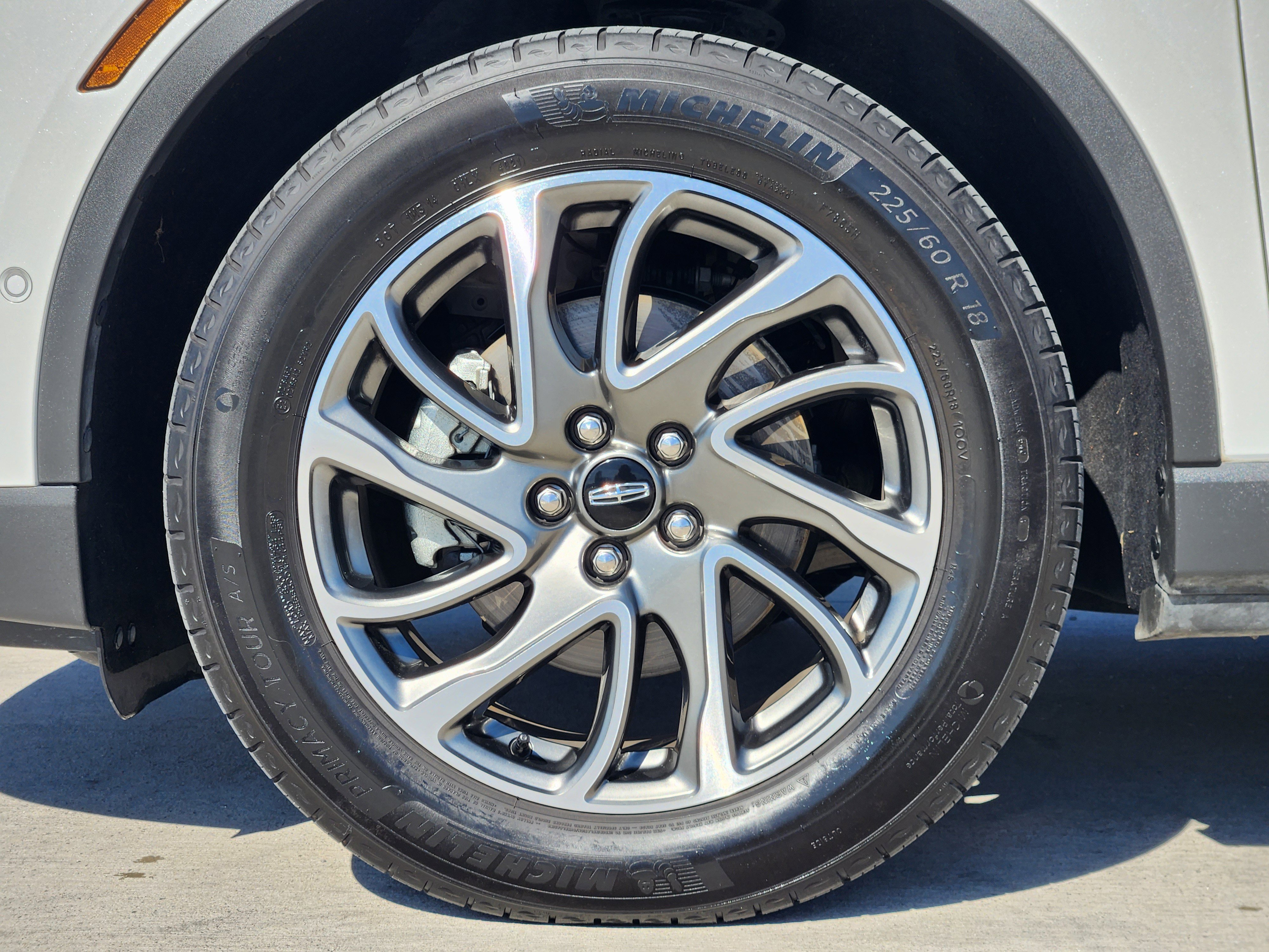 Used 2022 Lincoln Corsair AWD w/ Equipment Group 101A image 11