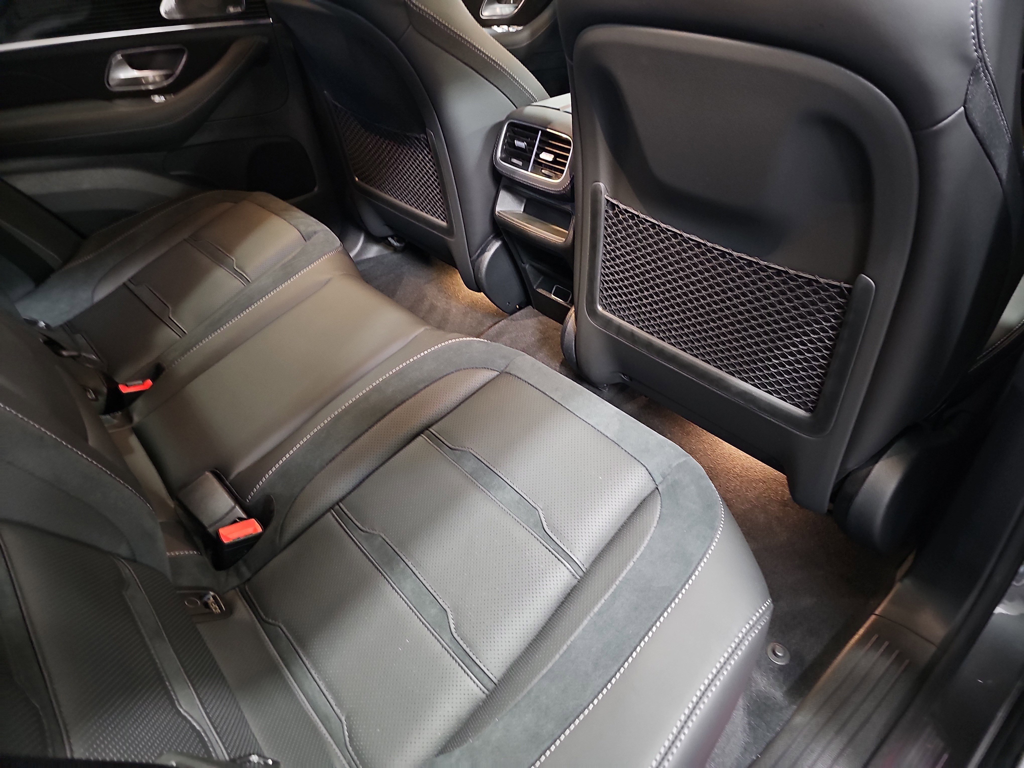 New 2026 Mercedes-Benz GLE 53 AMG 4MATIC Coupe image 11