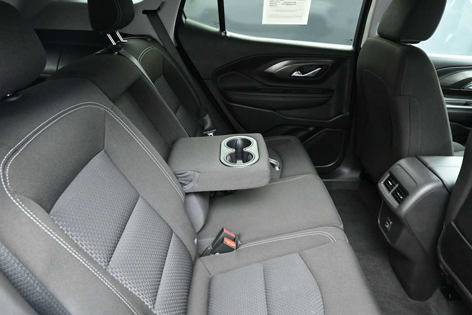 Used 2023 GMC Terrain SLE w/ Driver Convenience Package AWD/4WD image 28