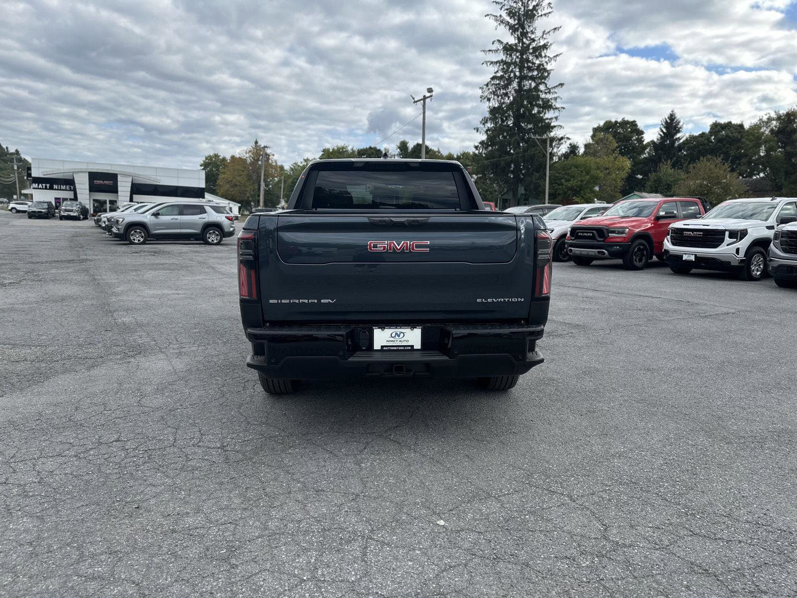 New 2026 GMC Sierra EV Elevation image 6