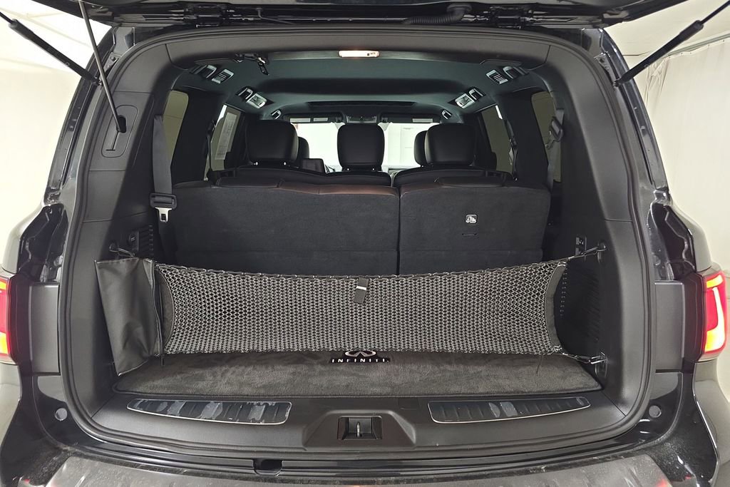Used 2024 INFINITI QX80 Sensory image 28