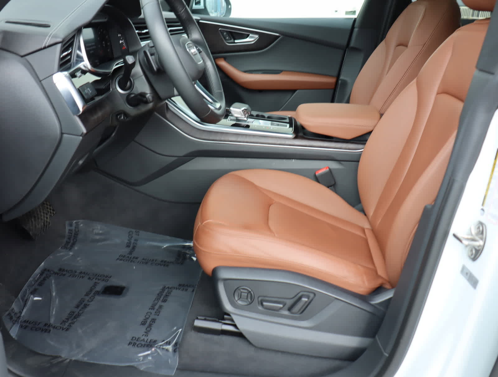 Used 2023 Audi Q8 Premium w/ Convenience Package image 35