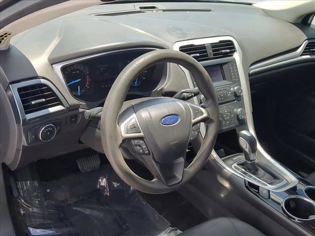 Used 2013 Ford Fusion SE FWD image 10