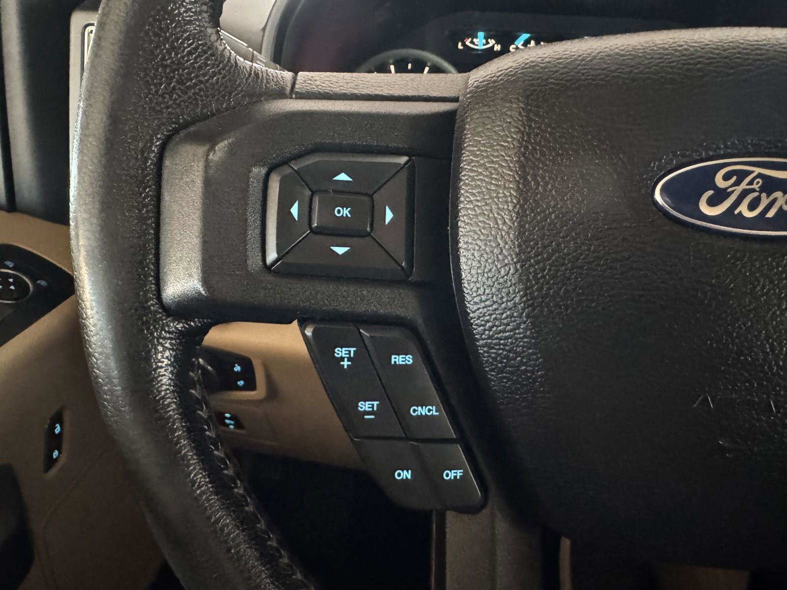 Used 2016 Ford F150 XLT w/ Equipment Group 302A Luxury image 19