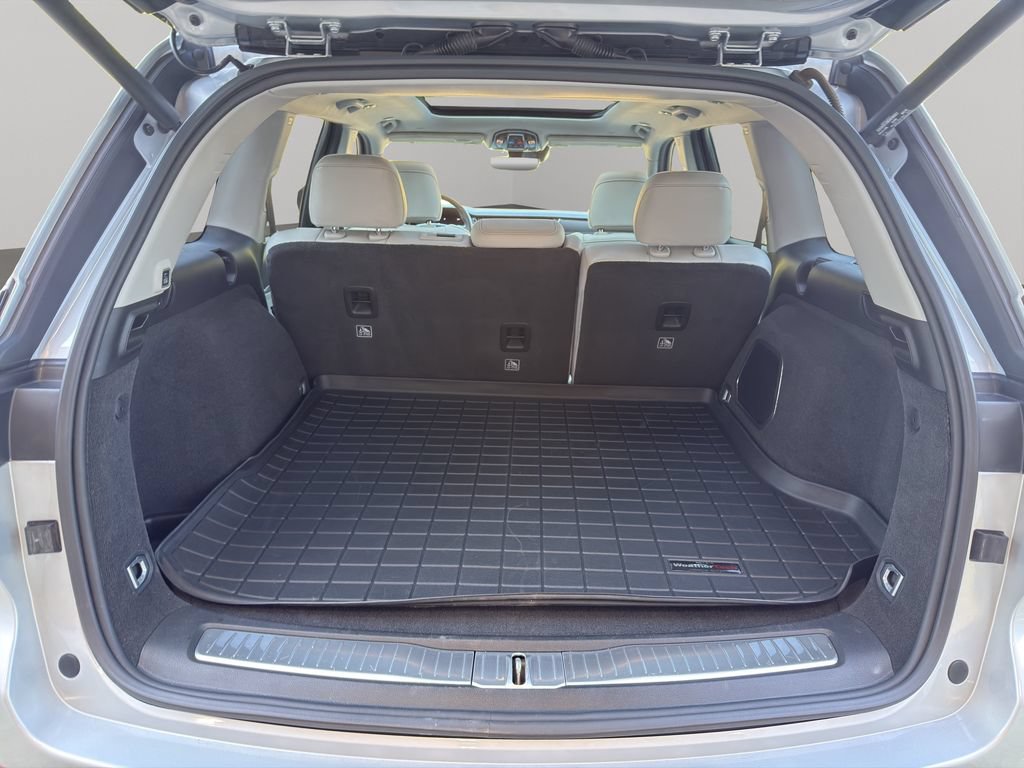 Used 2022 Jeep Grand Cherokee Overland RWD image 9
