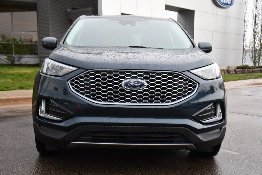 Certified 2023 Ford Edge SEL w/ Convenience Package AWD/4WD image 9
