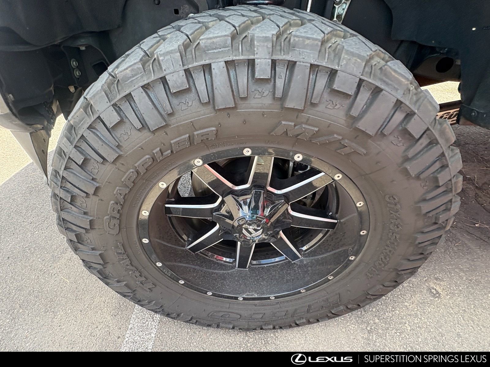 Used 2020 Ford F350 Lariat image 6