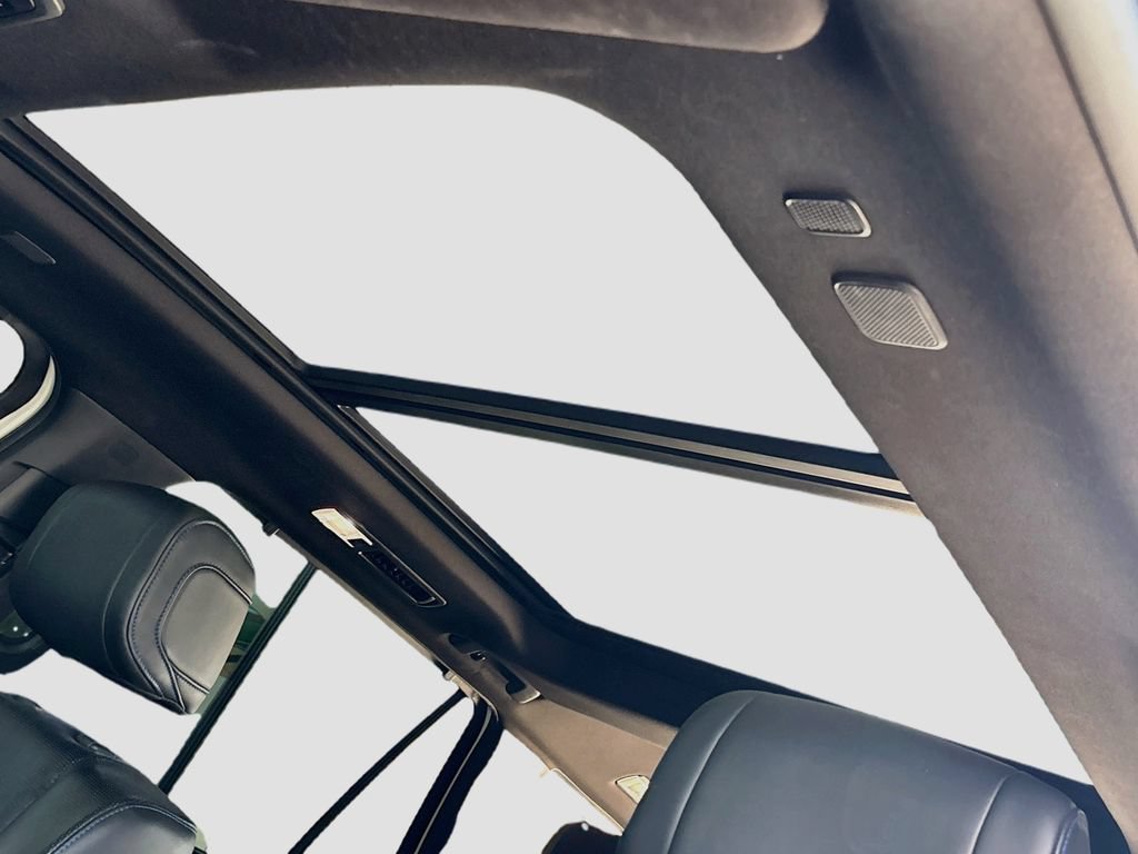 Certified 2024 Toyota Sequoia Platinum AWD/4WD image 18