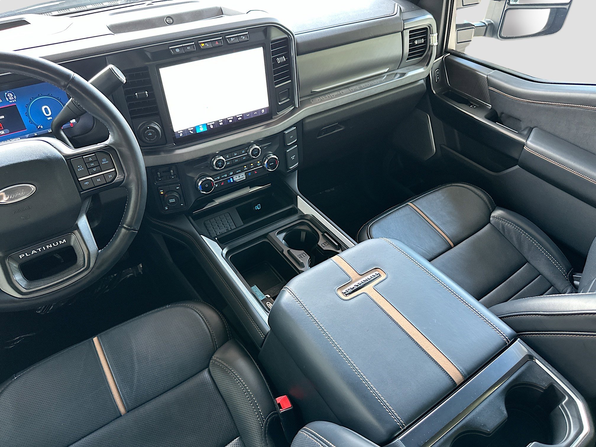 Used 2024 Ford F250 Platinum w/ FX4 Off-Road Package AWD/4WD image 25