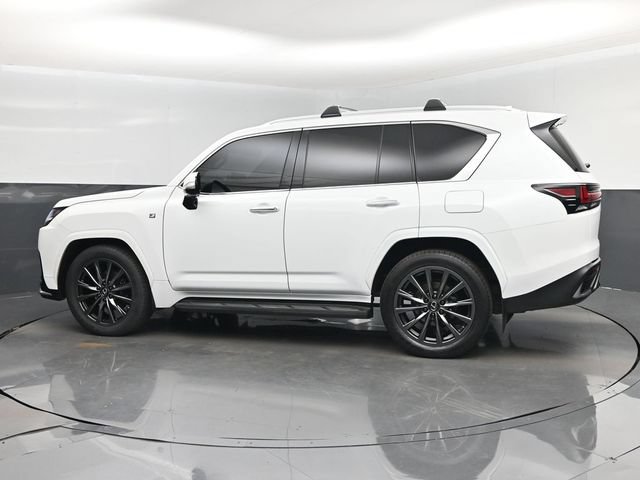 Used 2023 Lexus LX 600 F Sport w/ Accessory Package (Z1) AWD/4WD image 10