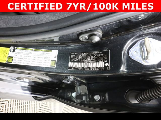 Used 2021 Toyota Corolla SE w/ Carpet Mat Package (TMS) image 25