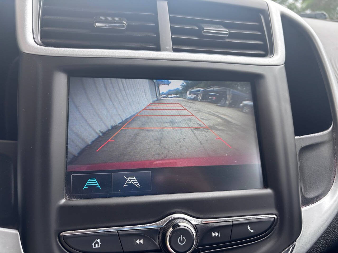 Used 2017 Chevrolet Sonic LT FWD image 24