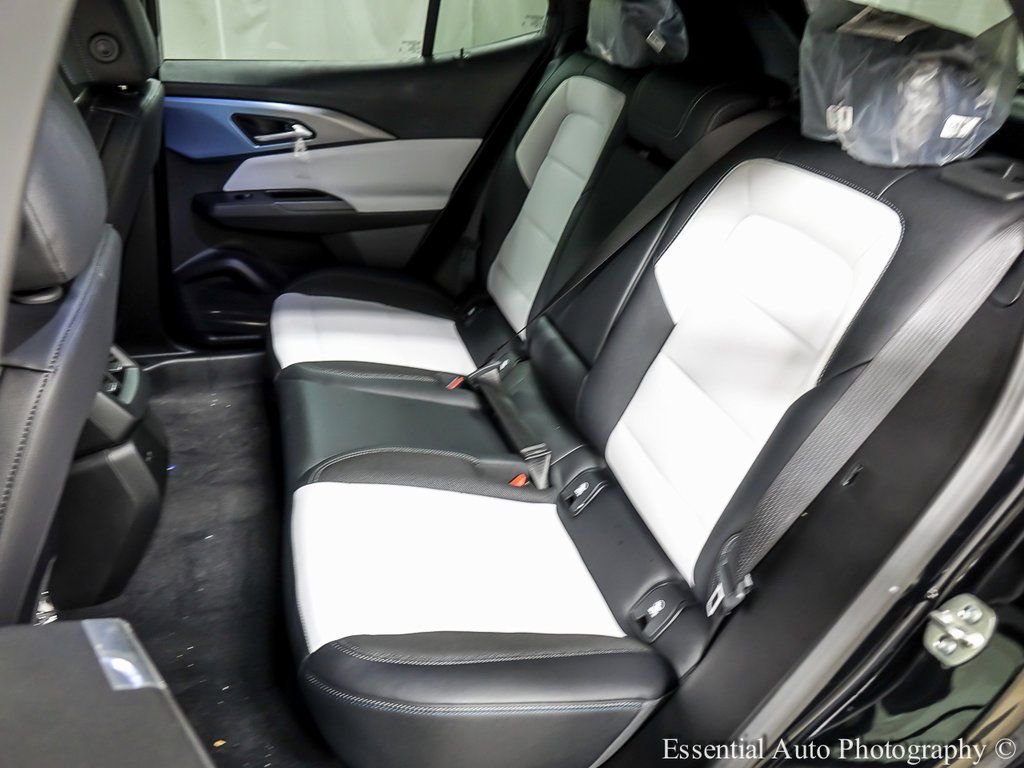 New 2026 Chevrolet Equinox EV LT image 10