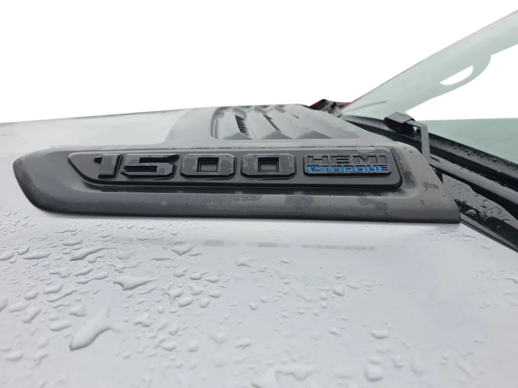 Used 2023 RAM 1500 Laramie AWD/4WD image 12
