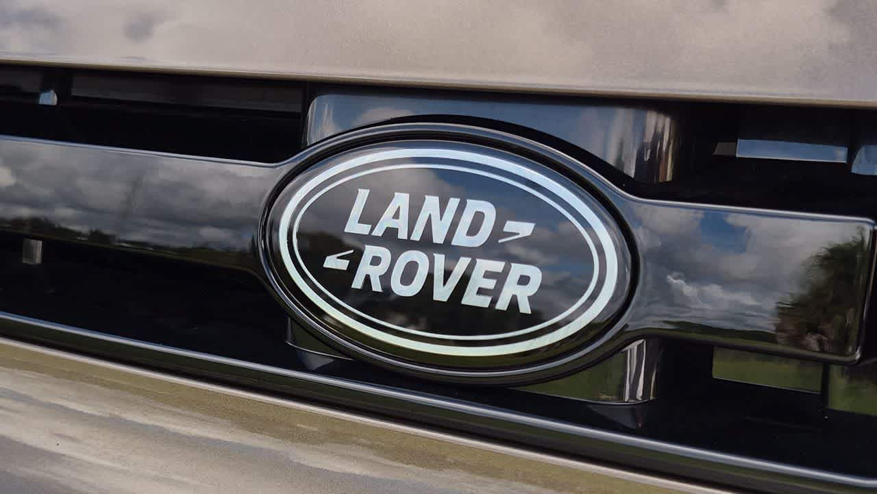 New 2026 Land Rover Defender 110 S AWD/4WD image 12