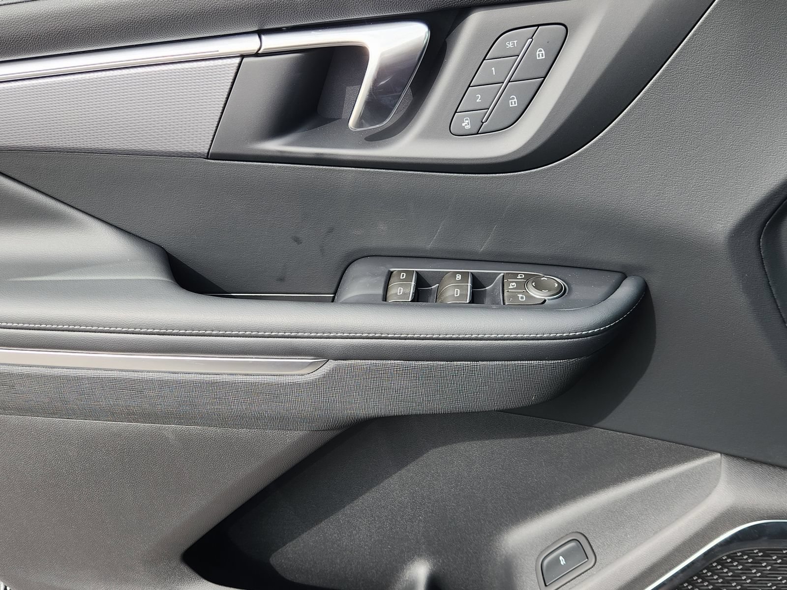New 2026 Buick Enclave Sport Touring w/ Power Package FWD image 27