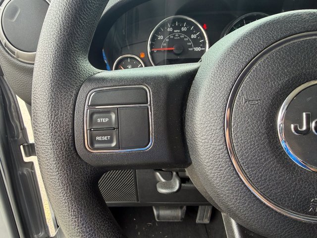 Used 2016 Jeep Wrangler Unlimited Sport w/ Max Tow Package image 13