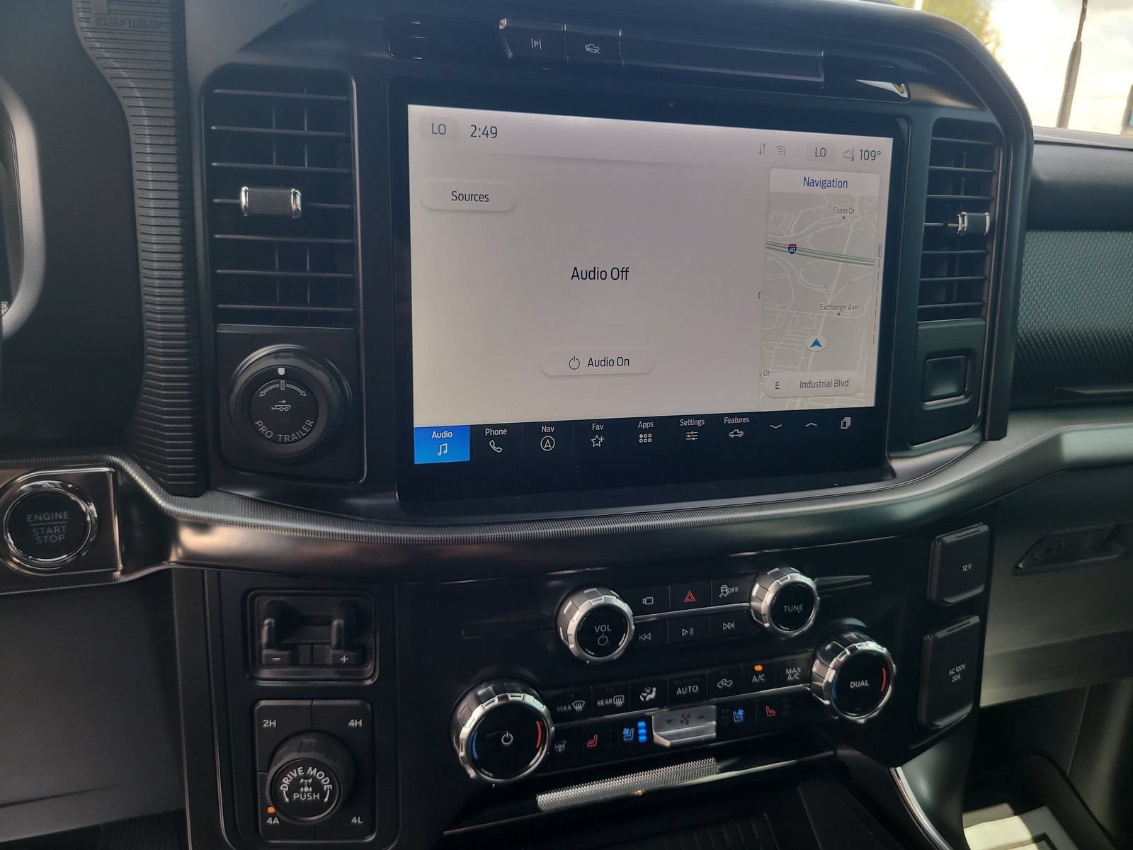 Used 2025 Ford F150 Raptor AWD/4WD image 18