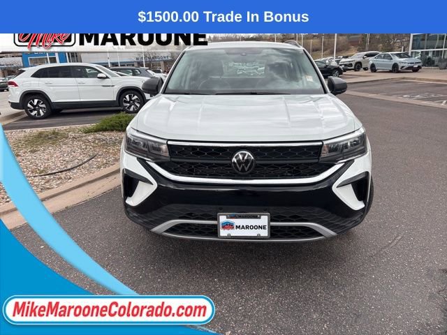 Used 2023 Volkswagen Taos S image 2