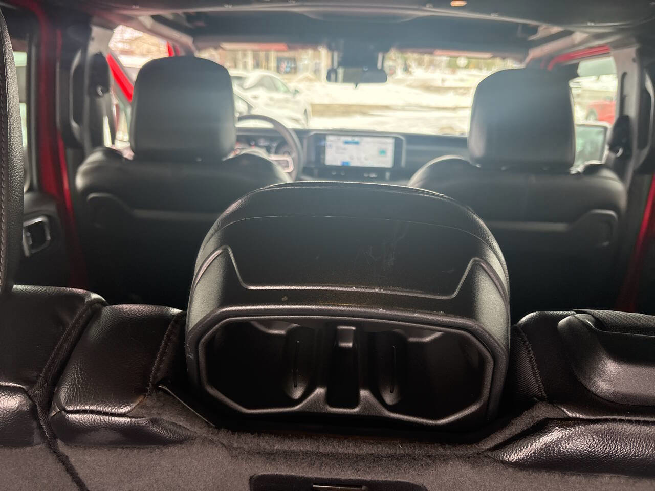 Used 2024 Jeep Wrangler Unlimited Sahara w/ Safety Group AWD/4WD image 38