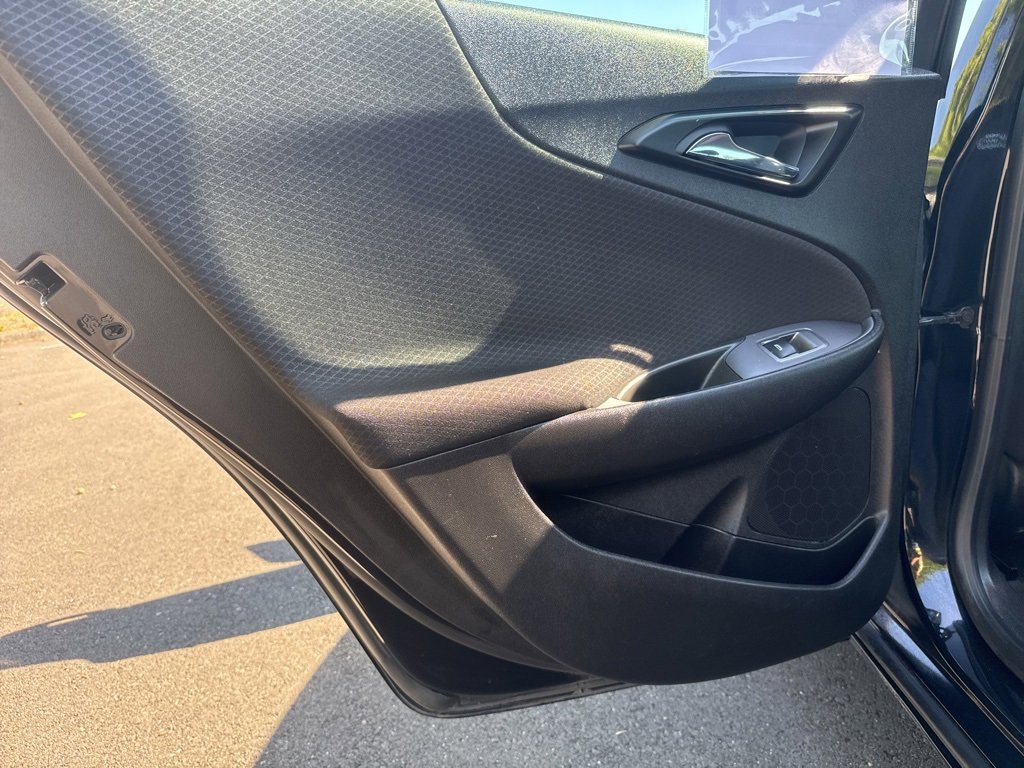 Used 2023 Chevrolet Malibu LT image 16