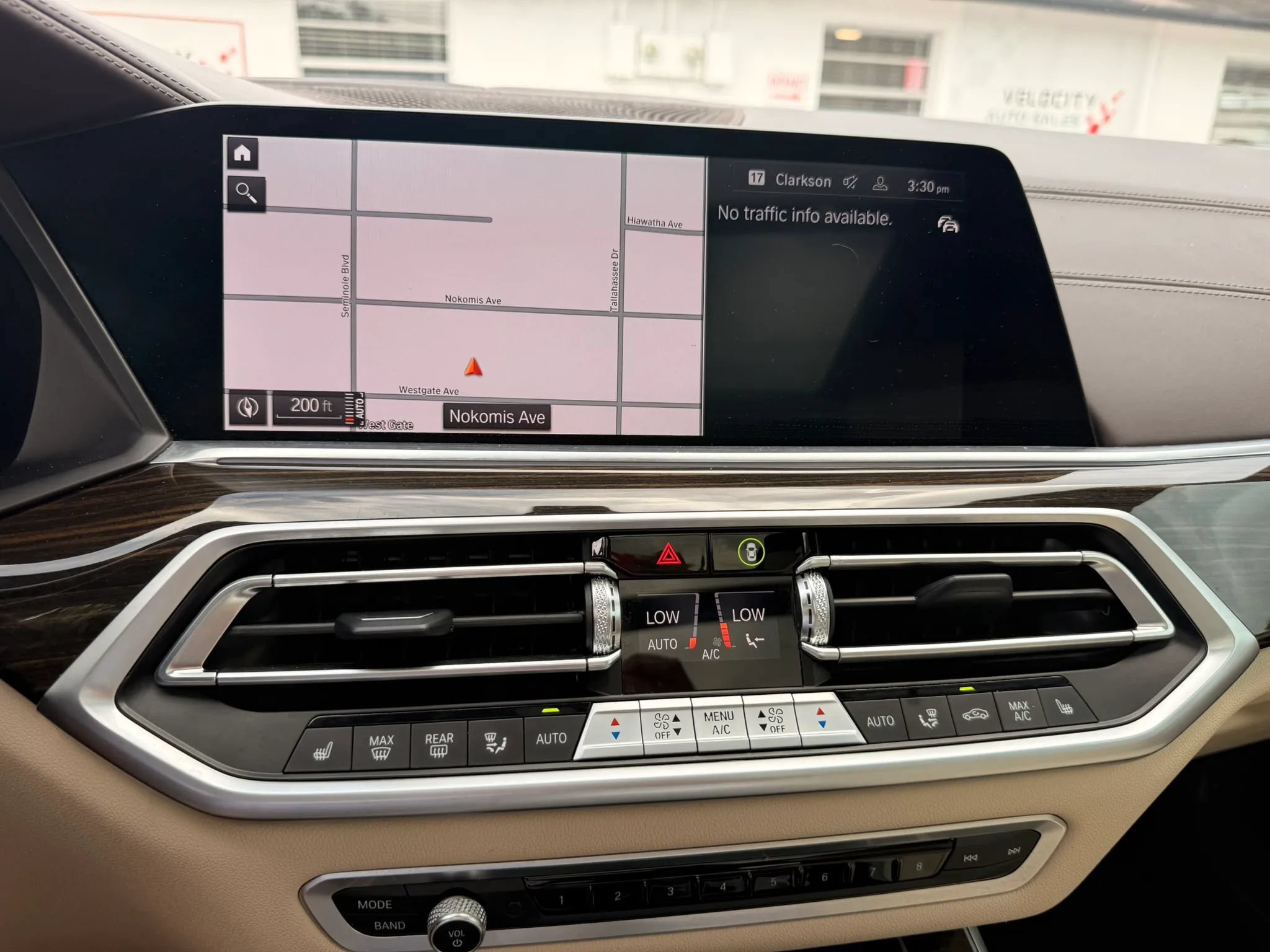 Used 2019 BMW X5 xDrive40i w/ Convenience Package AWD/4WD image 18