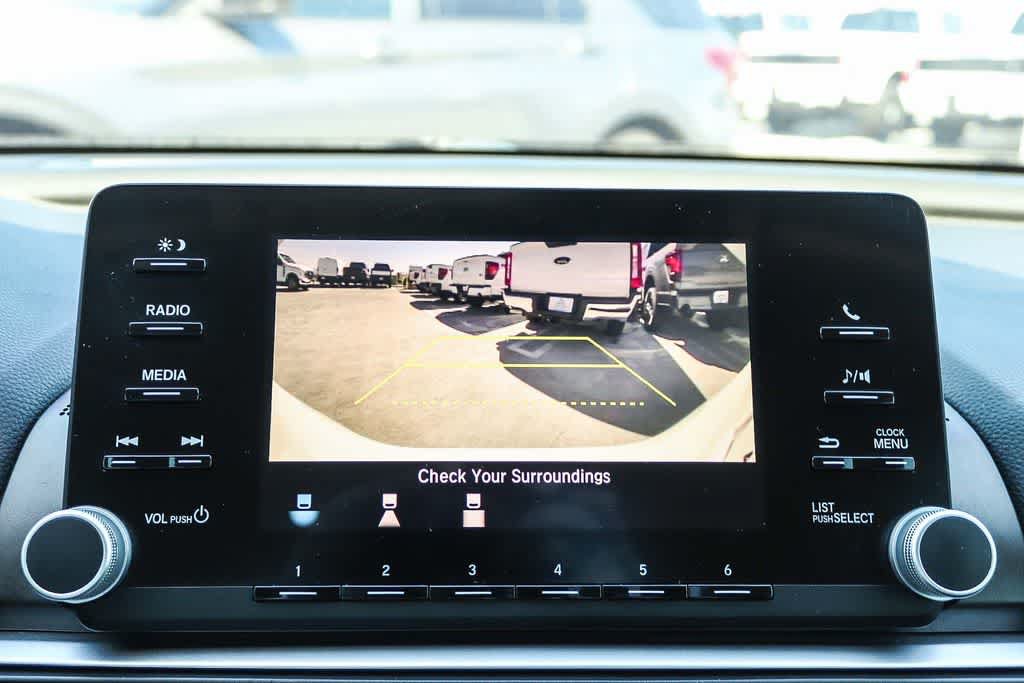 Used 2018 Honda Accord LX image 25