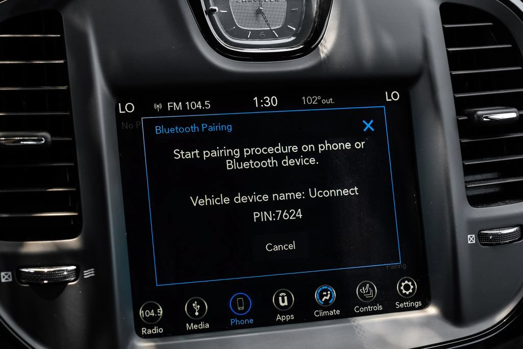 Used 2019 Chrysler 300 S RWD image 40