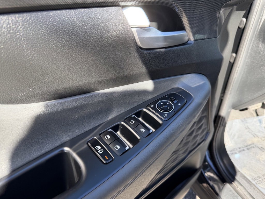 Used 2023 Hyundai Santa Fe SEL image 17