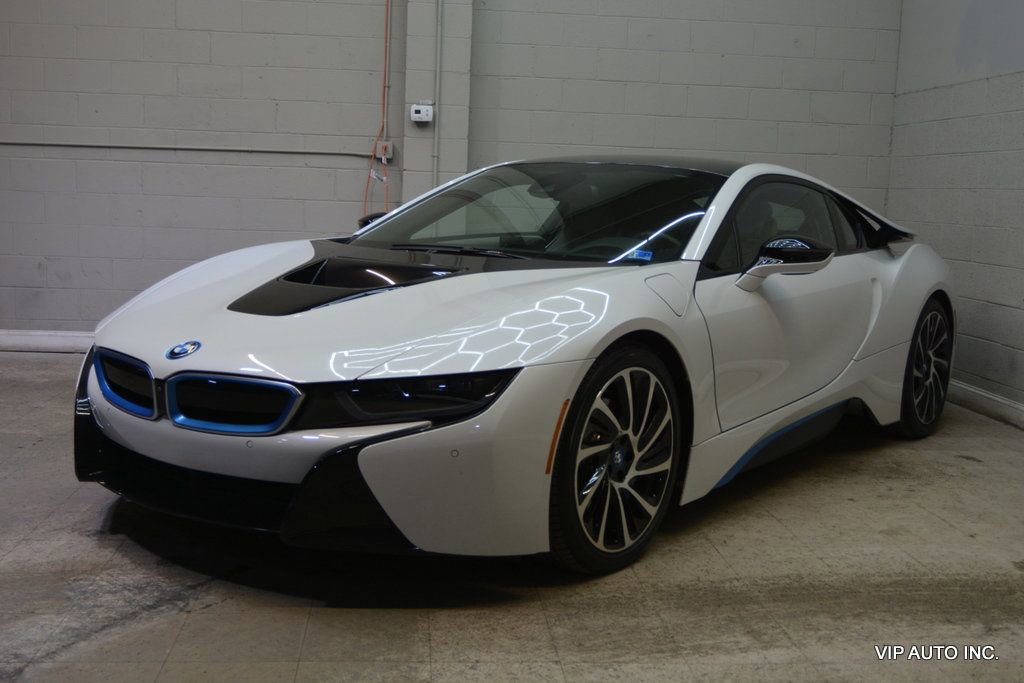 Used 2014 BMW i8 image 2